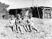 Great Depression Poverty: Children living in Shanty towns (Hoovervilles)